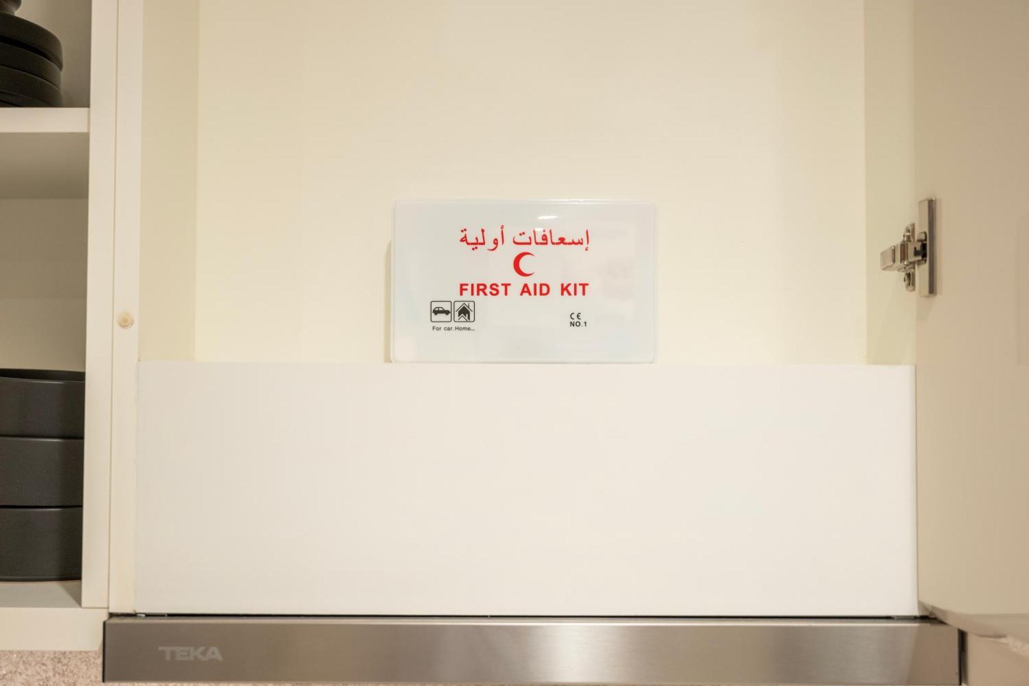Urban Dreams - Brand New Boutique Burj Royale - Burj Khalifa & Mall Apartment